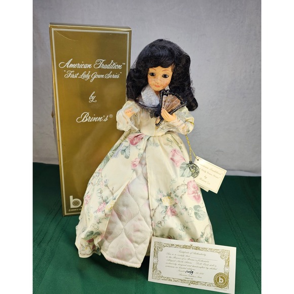 VTG Brinn's Abigail Smith‎ Adams Doll American Tradition First Lady Gown Series - Picture 2 of 16